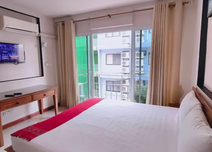 Apartment Cloud No 4 N Quiet Heart Bkk With A Balcony Bangkok